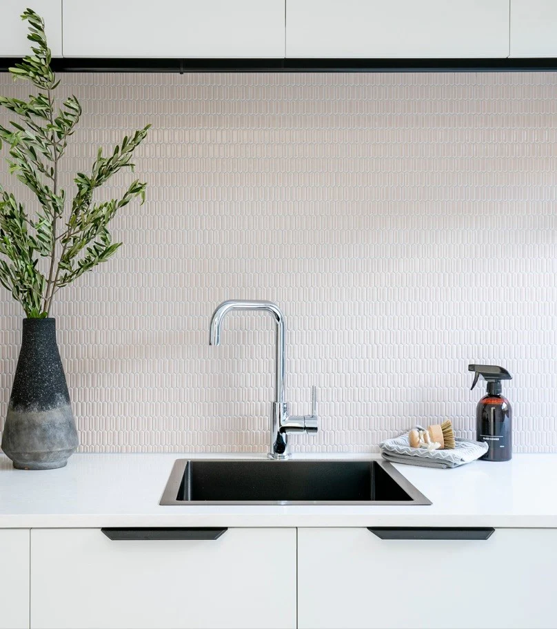 Round Kitchen Mixer Tap - Polished Chrome - Image 4