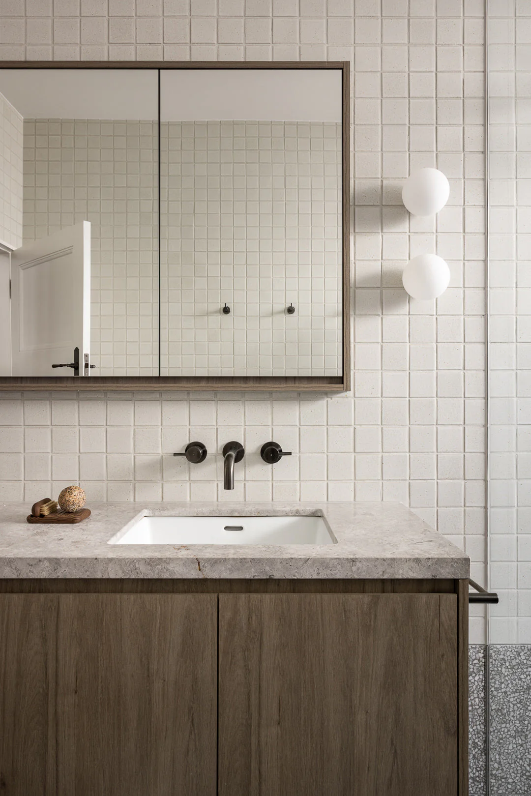 Round Quarter Turn Wall Top Assemblies - Shadow Gunmetal - Image 5