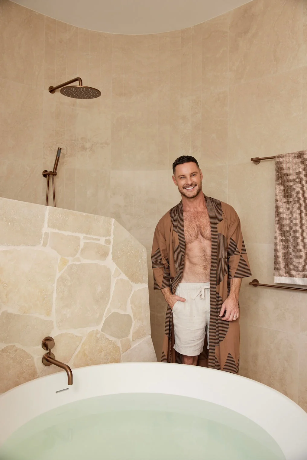 Round Shower Rose 300mm - Lustre Bronze - Image 6