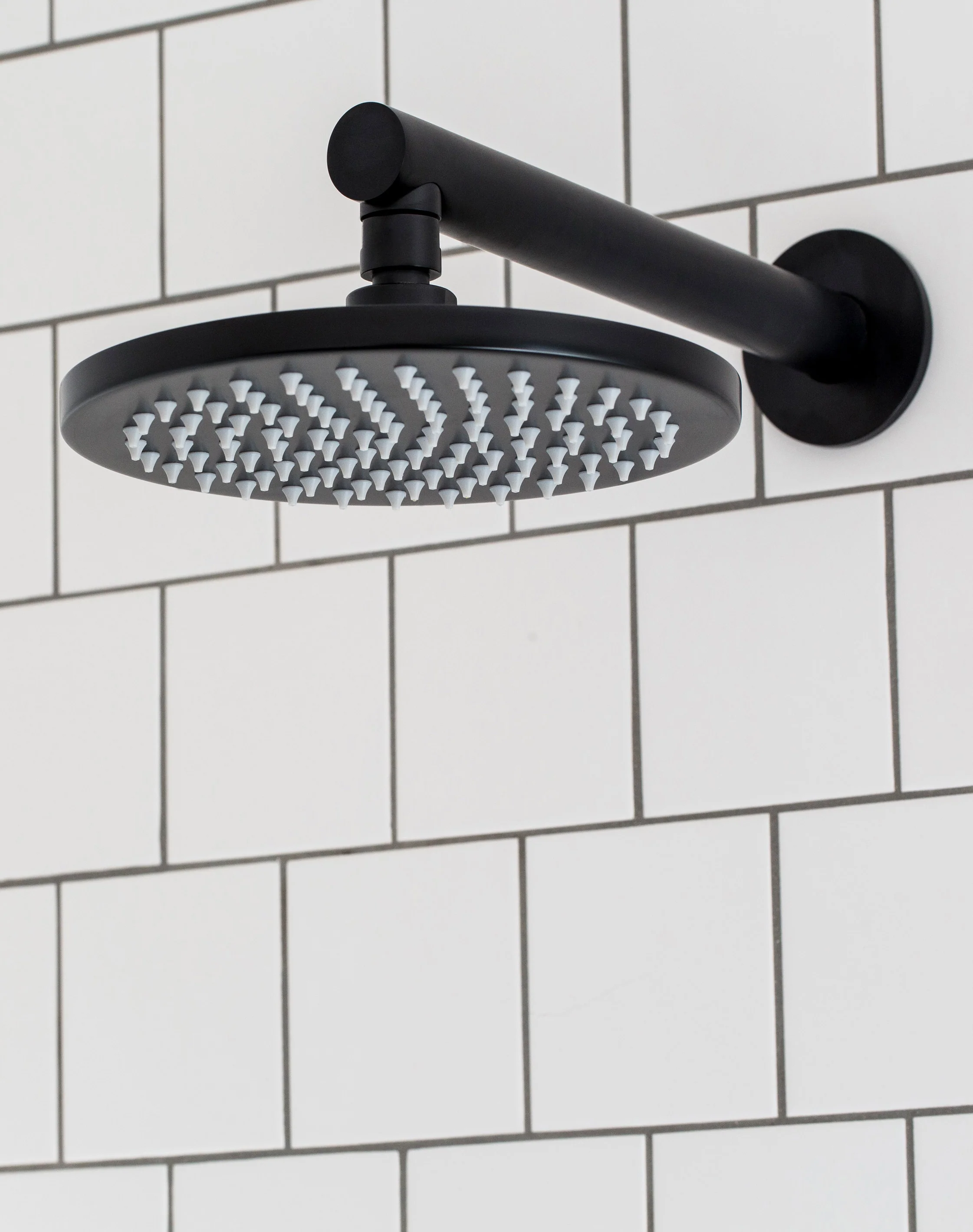 Round Wall Shower Arm 400mm - Matte Black - Image 3