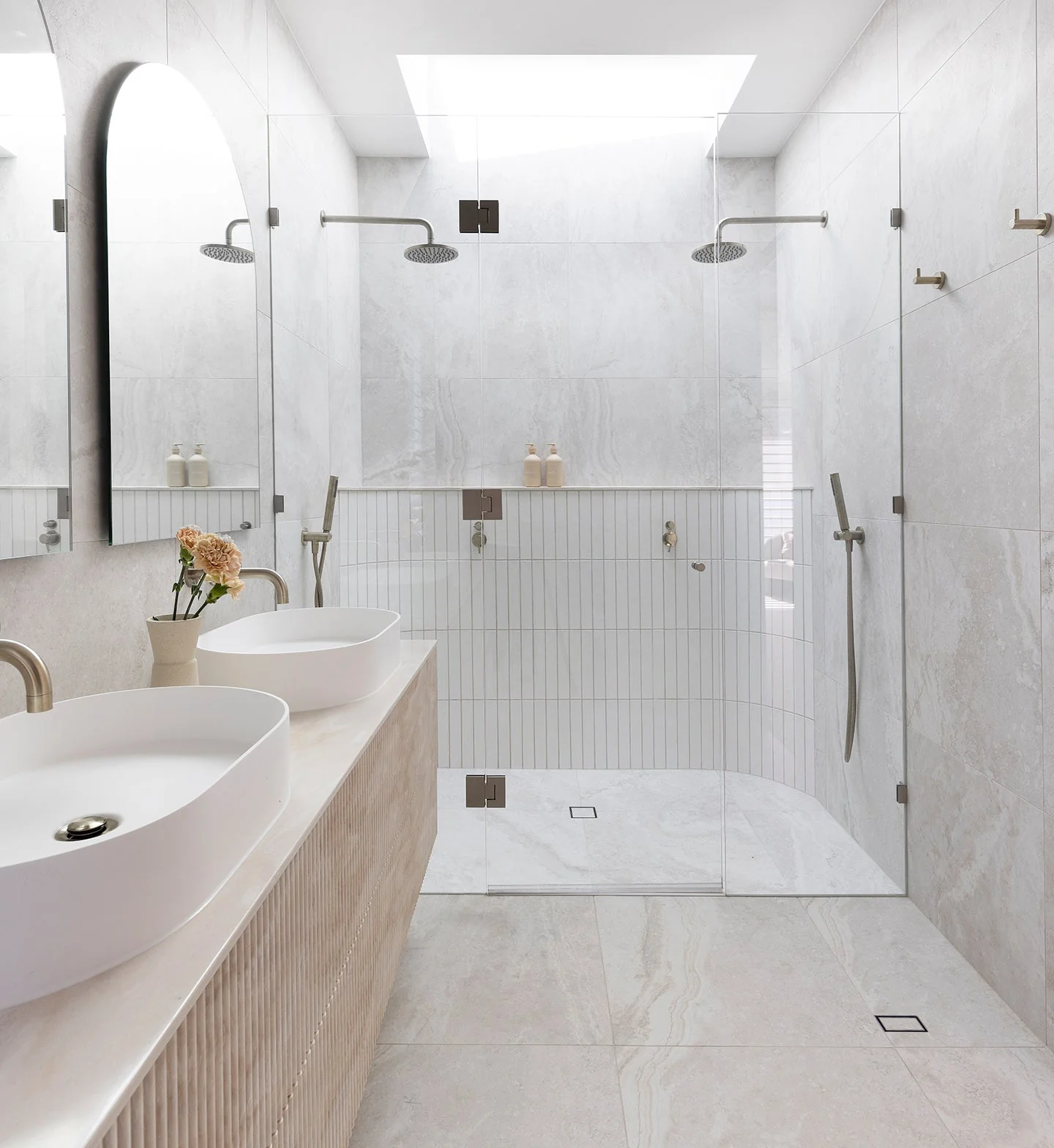 Shower Waste with Tile Insert - PVD Brushed Nickel - Image 5